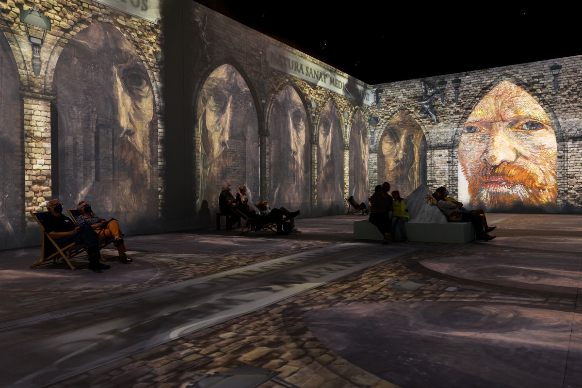 Photo-4_Van Gogh-2
